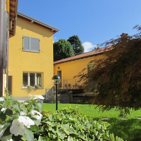 Oggiono Ostello Residenza Molinatto מראה חיצוני תמונה